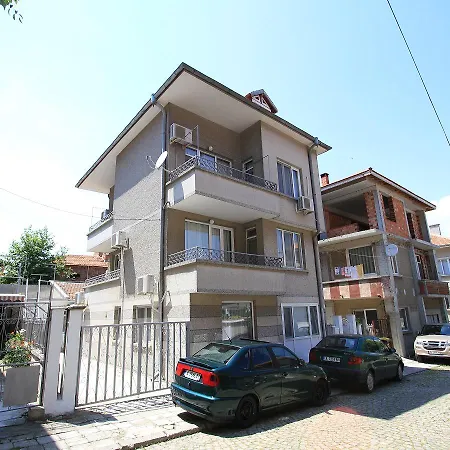 Damaskovi Apartment